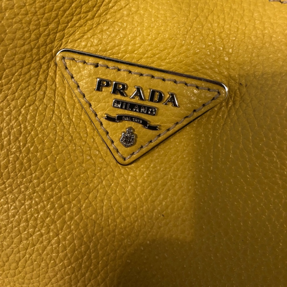 Prada leather hobo bag - Picture 3 of 7